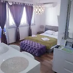 Primera Luxury *