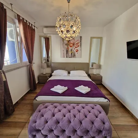 Апартаменти Primera Luxury Задар